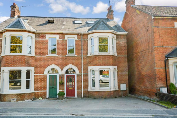 Property for sale in London Road, Salisbury