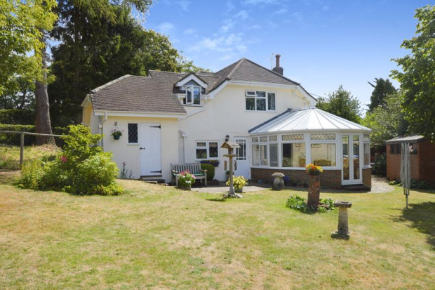 Property for sale in Sandy Lane, Salisbury