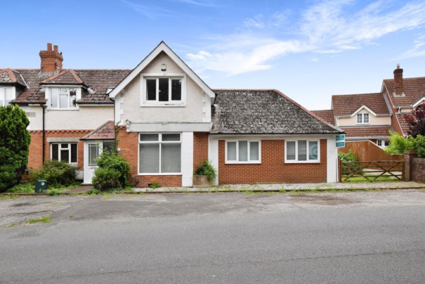 Property for sale in Orchard End, Salisbury