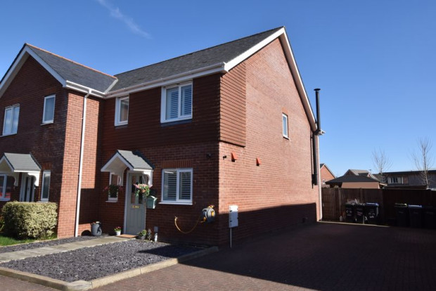 Property for sale in Mynarski Close, Salisbury