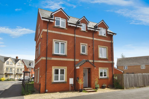 Property for sale in Sherbourne Drive, Salisbury