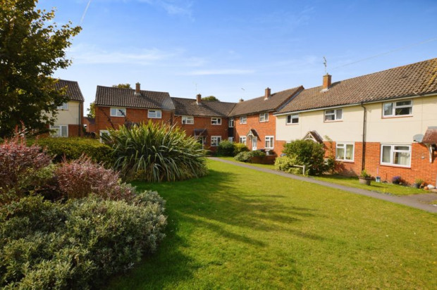 Property for sale in Waverley Close, Salisbury