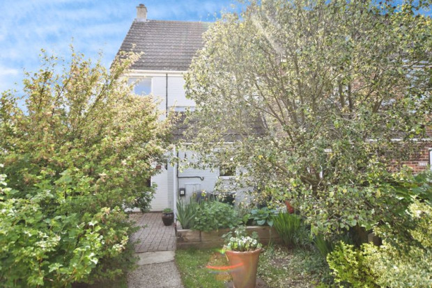 Property for sale in Saxon Leas, Salisbury