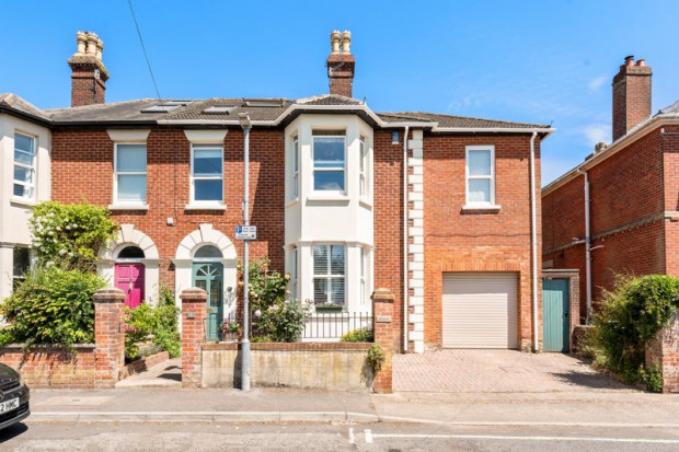 Property for sale in Swaynes Close, Salisbury
