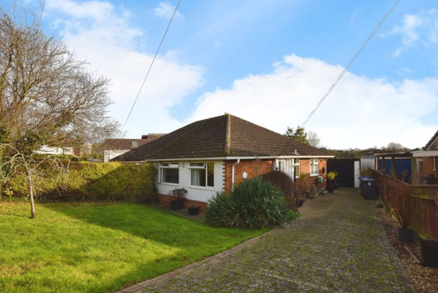 Property for sale in Downsway, Salisbury