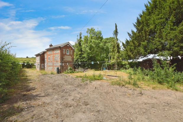 Property for sale in Amesbury Road, Salisbury