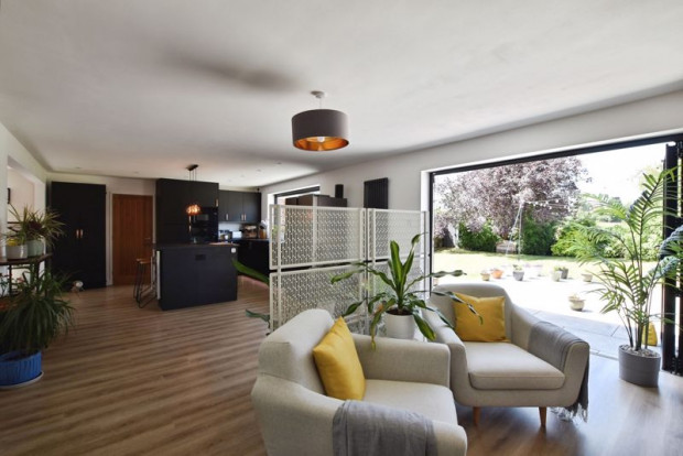 Property for sale in Chestnut Close, Salisbury