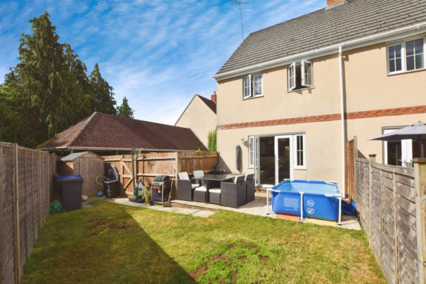 Property for sale in Collingwood Close, Salisbury