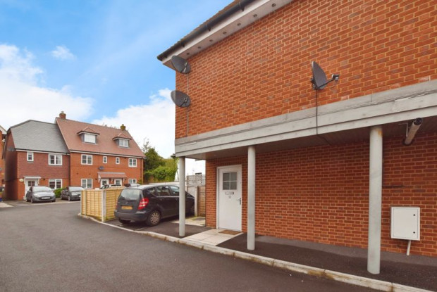 Property for sale in Sloane Court, Salisbury