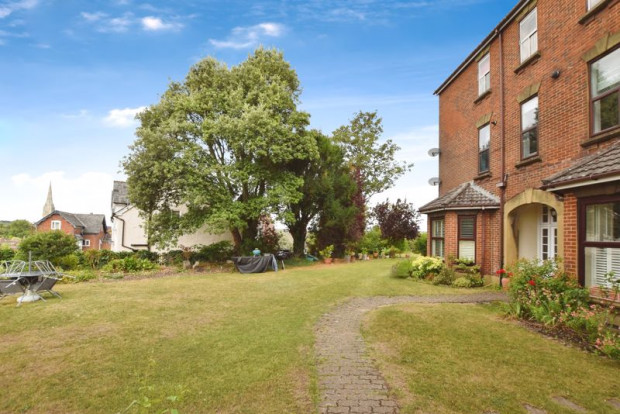 Property for sale in Methuen Drive, Salisbury