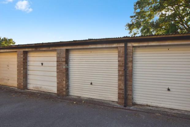 Property for sale in Elm Grove Road, Salisbury
