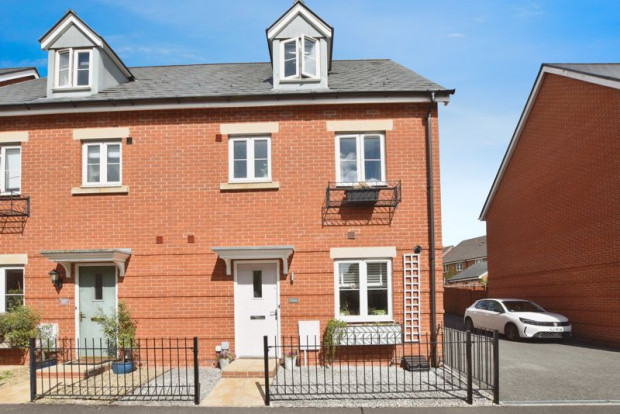 Property for sale in Sherbourne Drive, Salisbury