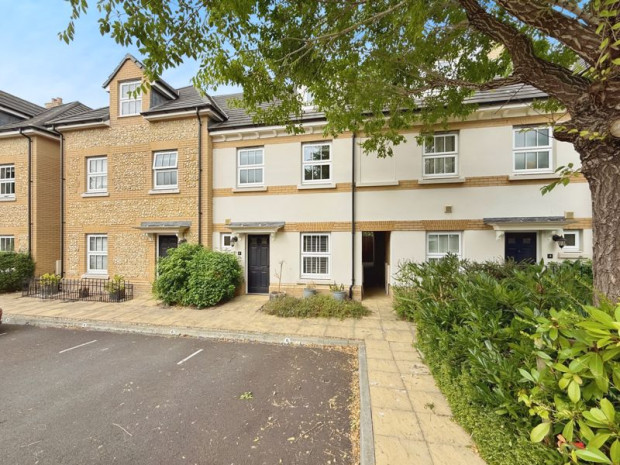 Property for sale in Bailey Lane, Salisbury