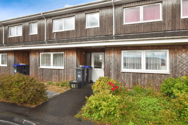 Property for sale in Chatham Close, Salisbury