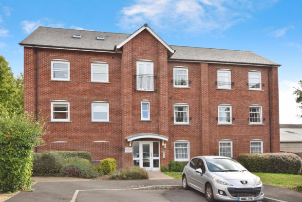 Property for sale in Avon Place, Salisbury