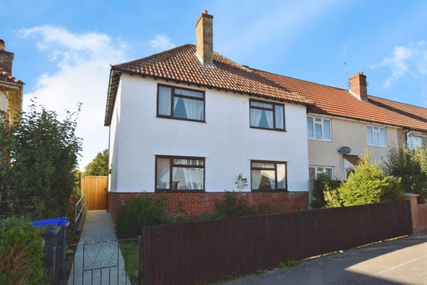 Property for sale in Macklin Road, Salisbury