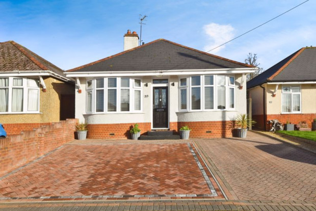 Property for sale in Melvin Close, Salisbury