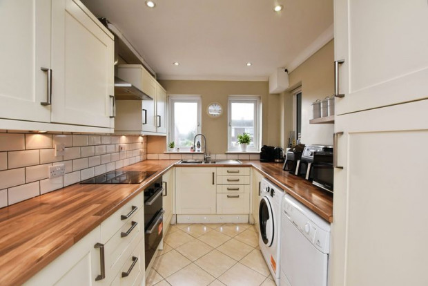 Property for sale in Saxon Leas, Salisbury