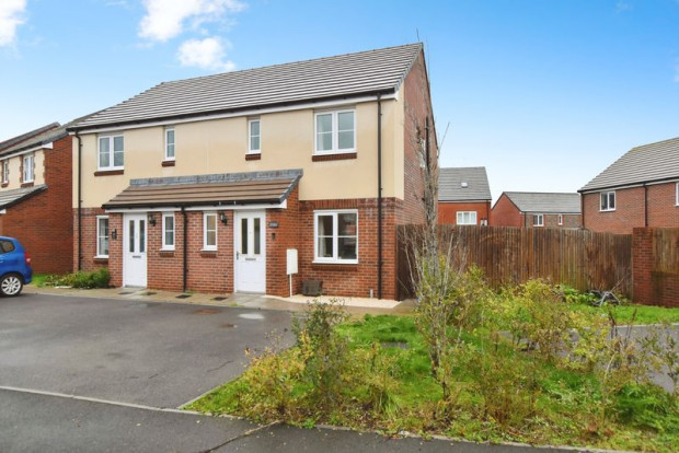 Property for sale in Dove Place, Salisbury