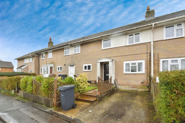 Property for sale in Anne Crescent, Salisbury