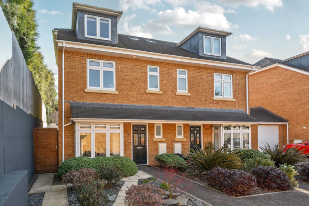 Property for sale in Shaftesbury Drove, Salisbury