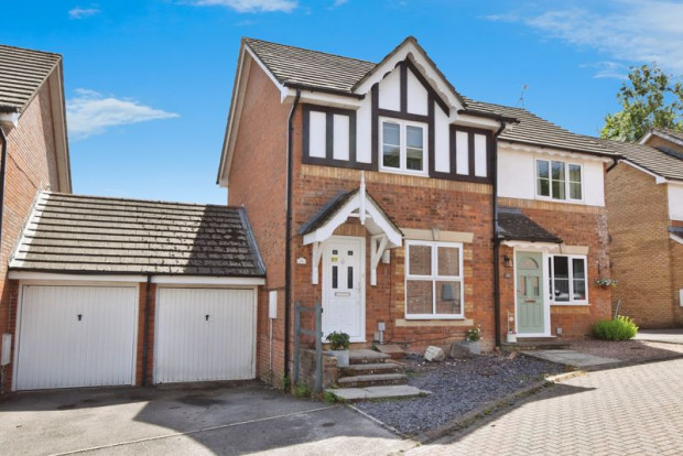 Property for sale in The Oakbournes, Salisbury