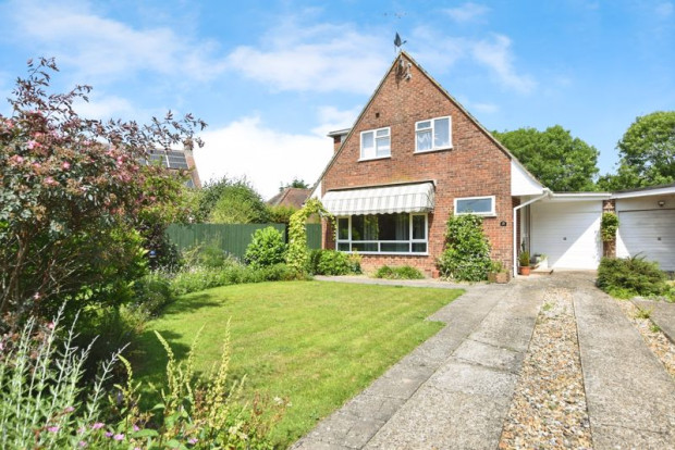 Property for sale in Saddlers Mead, Salisbury