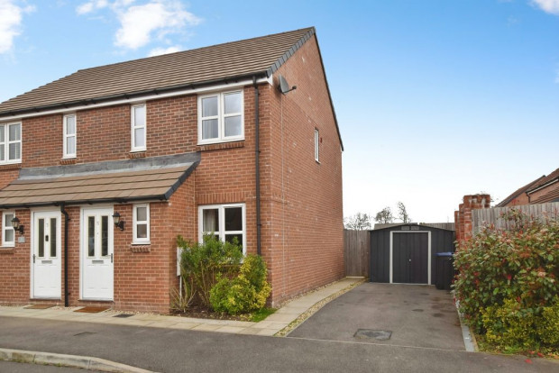 Property for sale in Chicheley Lane, Salisbury