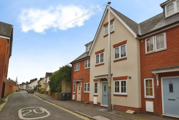 Property for sale in Coldharbour Lane, Salisbury