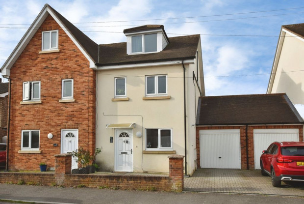 Property for sale in Hulse Road, Salisbury