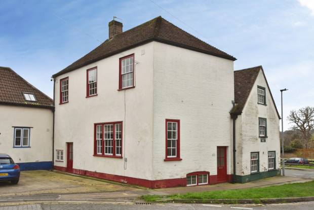 Property for sale in Tollgate Road, Salisbury