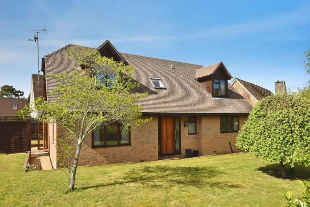 Property for sale in Pear Tree Drive, Salisbury