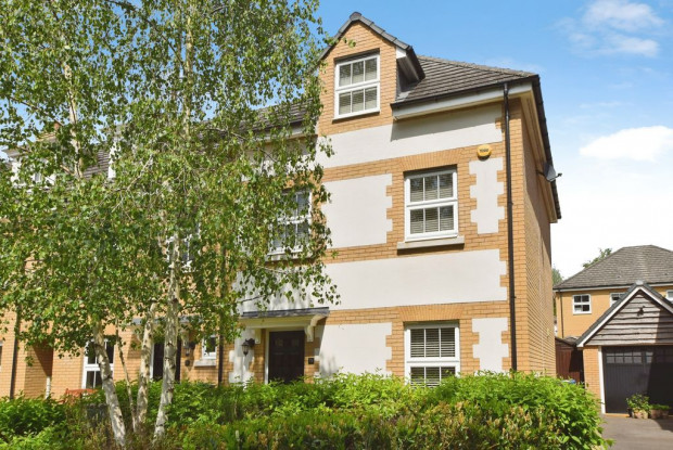 Property for sale in Bailey Lane, Salisbury