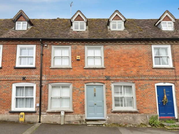 Property for sale in High Street, Salisbury