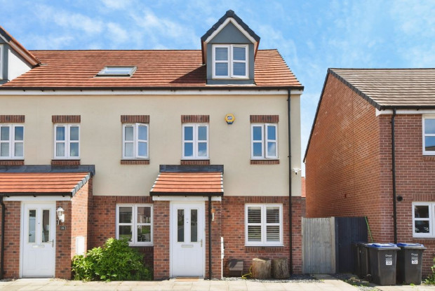 Property for sale in Good Lane, Salisbury