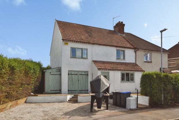 Property for sale in Hulse Road, Salisbury