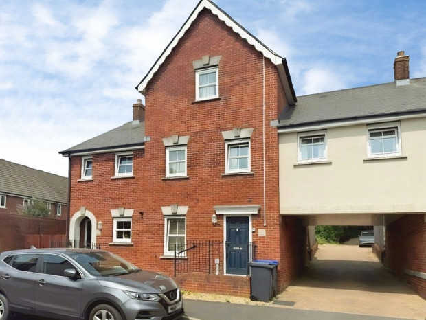 Property for sale in Avon Place, Salisbury