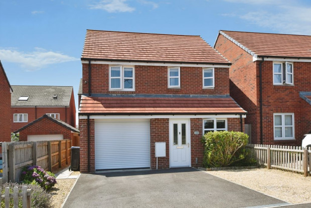 Property for sale in Ponting Place, Salisbury