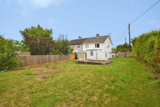Property for sale in Meadow Road, Salisbury