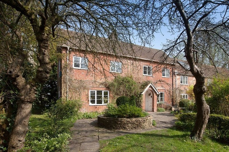 3 Bedroom House For Sale In Lower Road Salisbury
