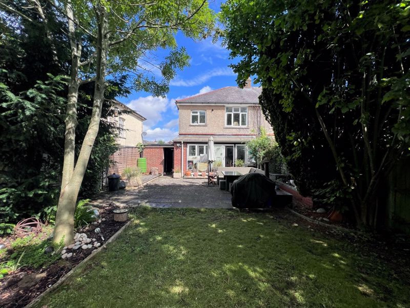 3 Bedroom House for sale in Netherhampton Road, Salisbury