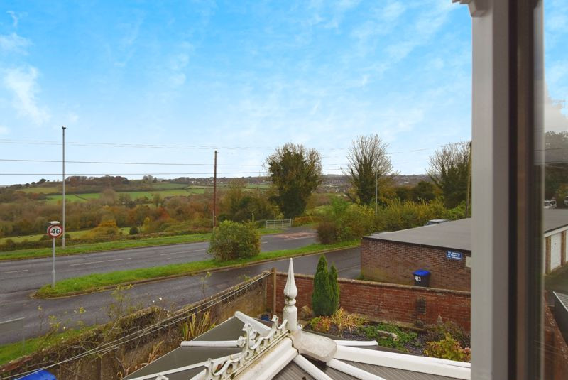 3 Bedroom House for sale in Devizes Road, Salisbury