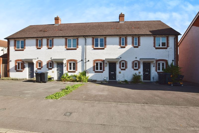 2 Bedroom House for sale in Holloway Close, Salisbury