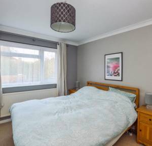 3 Bedroom Bungalow for sale in Wyndham Lane, Salisbury