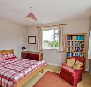 5 Bedroom Bungalow for sale in Yarmley Lane, Salisbury