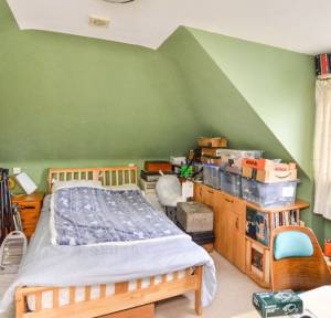 4 Bedroom Bungalow for sale in Anderson Road, Salisbury
