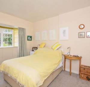 2 Bedroom Flat for sale in 60 Harnham Road, Salisbury
