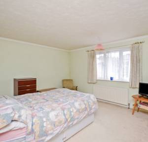 3 Bedroom Bungalow for sale in Little Woodfalls Drive, Salisbury