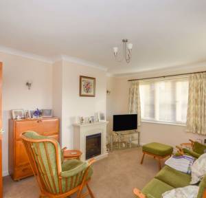 3 Bedroom Bungalow for sale in Hillside Drive, Salisbury