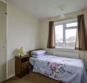 2 Bedroom Bungalow for sale in Bulbridge Road, Salisbury